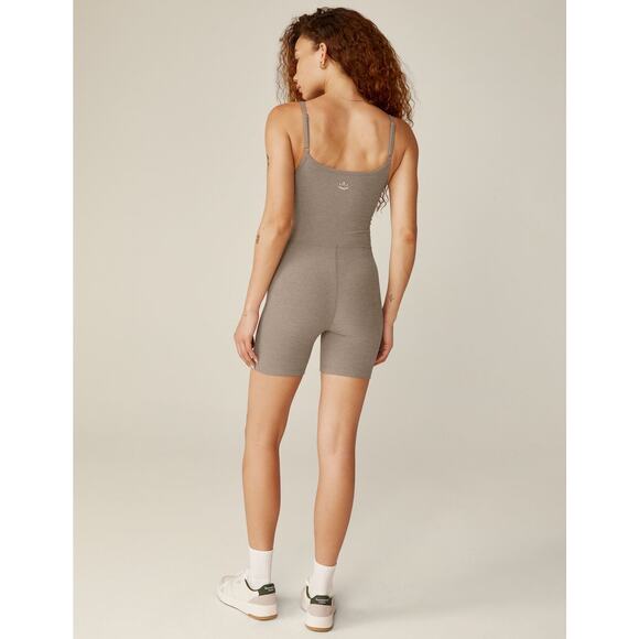 Beyond Yoga Brown Birch Heather Spacedye Keep Pace Biker Jumpsuit Size XS - Picture 2 of 10